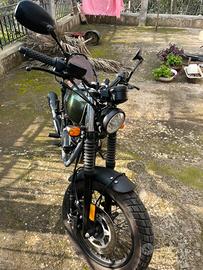 Moto 125 scrambler
