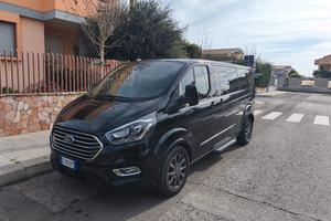 Ford Tourneo Custom Titanium L2 Automatic 9 posti.