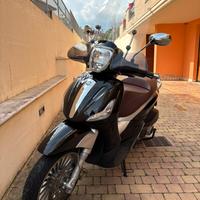 Piaggio beverly 300 ie  (2013)- solo 18500 km