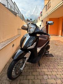 Piaggio beverly 300 ie  (2013)- solo 18500 km