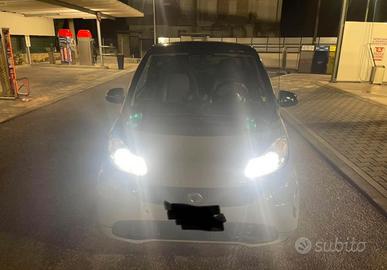 Smart colore grigio audi