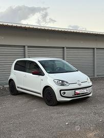 Volkswagen up! versione colour up!