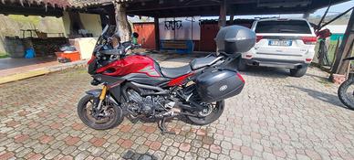 Yamaha tracer 900 