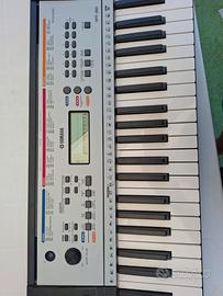 tastiera musicale ypt-260