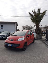 Peugeot 107 1.0 68 CV 12 mesi garanzia