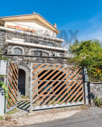 Villa o villino - Pedara