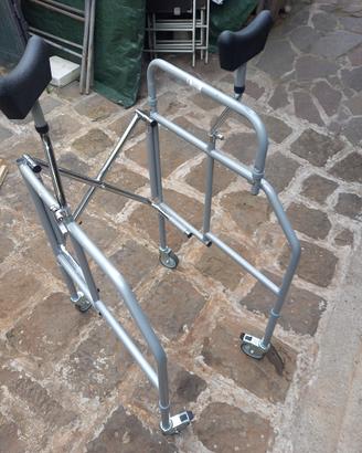 deambulatore x anziani 