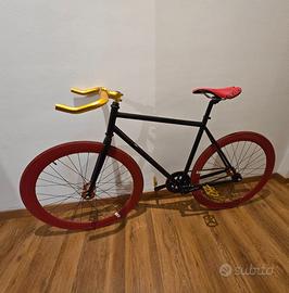 Bici scatto fisso