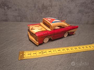 Automobile D'Epoca in Legno - Artigianato Cubano
