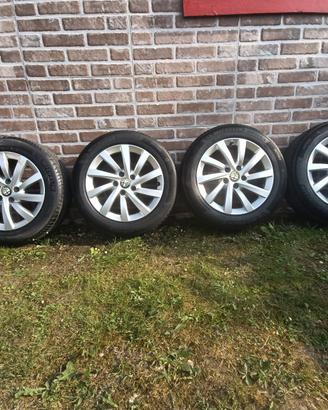 4 cerchi e gomme 
