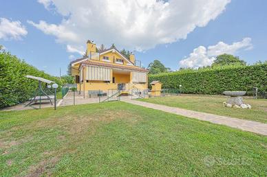 VILLA SINGOLA A ROCCA PRIORA