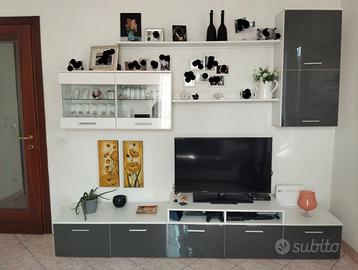 Parete attrezzata soggiorno