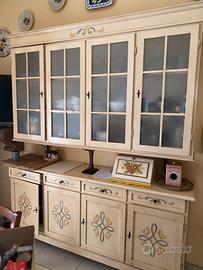 Mobile credenza