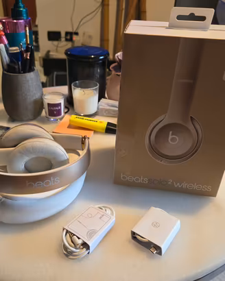 Cuffie Beats Solo 2 Wireless oro complete