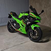 Kawasaki Ninja 500 2025 A2  3200 km in garanzia 