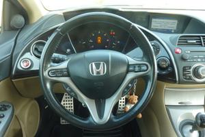 Honda Civic VIII 2007 5p 2.2 i-ctdi