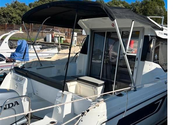 Jeanneau Merry fisher 795 + 200 honda (2018)