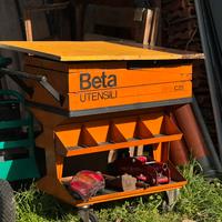 Carrello porta attrezzi