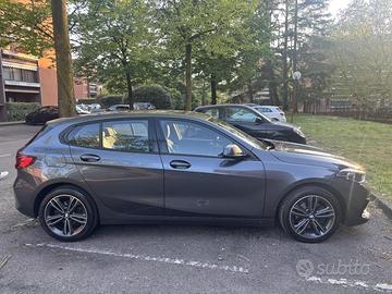 BMW Serie1 F40 118I Sport line