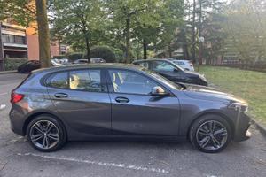 BMW Serie1 F40 118I Sport line