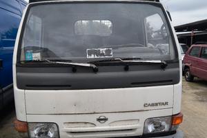 Nissan Cabstar 3.0 TD per ricambi 
