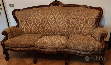 Divano vintage stile Luigi XVI.