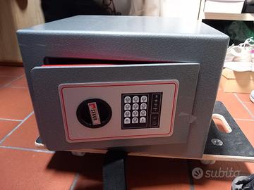 Cassaforte a combinazione