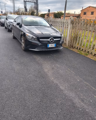Mercedes Cla shooting brake 180d 