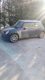 Mini Cooper ,