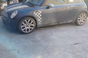  Mini Cooper ,
