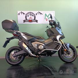 HONDA X-ADV 750 DCT 2022 garantita e finanziabile