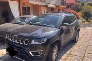 Jeep conpass