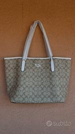 Borsa Coach City Tote in tela signature