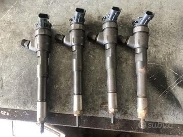 Iniettore - iniettori clio 1.5 dci - 0445110485