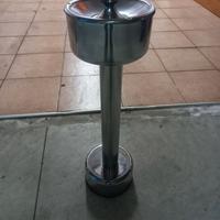 posa cenere in acciaio vintage