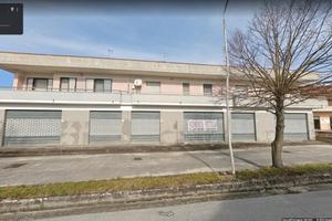 Locali ingresso Macchia D'Isernia Via Marconi