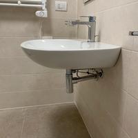 Lavabo sospeso Ideal Standard - bagno in ceramica