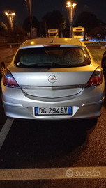 Opel Astra GTC 1.7 CDTI 101 CV