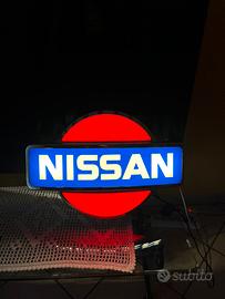 LOGO ILLUMINATO NISSAN