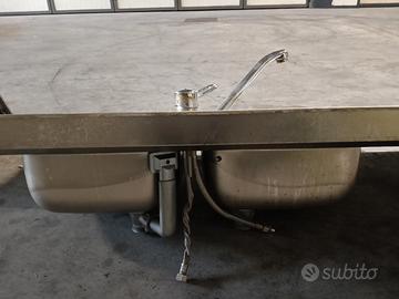 lavandino inox Ariston