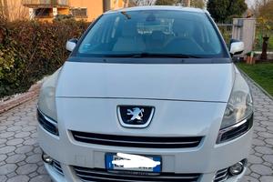PEUGEOT 5008 I (0U_, 0E_) 1.6 HDi Diesel (110 C/V)
