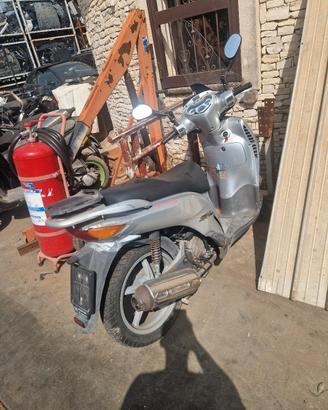 Ricambi Honda Sh 150 2001