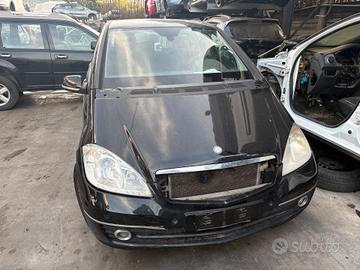 MERCEDES CLASSE A 2.0D - ANNO 2011 - PER RICAMBI