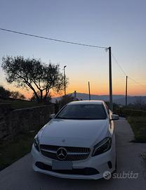 MERCEDES CLASSE A sport premium 2017