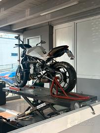 Mv Agusta 675 Brutale