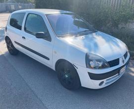 Renault clio prezzo trattabile