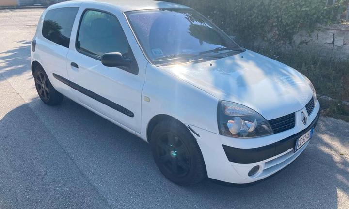 Renault clio prezzo trattabile