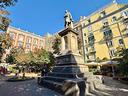 3-locali-a-napoli