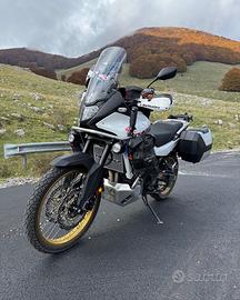 Honda transalp 750