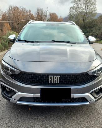 Fiat Tipo Cross 1,6 Multijet 130Cv